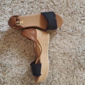 Wedge sandals
